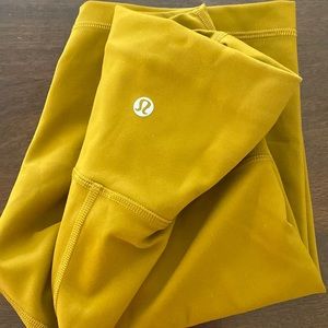 Lululemon Wunder Under Short Size 6